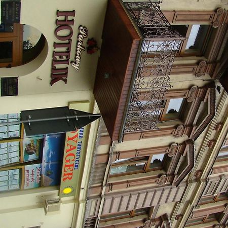 לגניצה Hotelik Parkowy מראה חיצוני תמונה