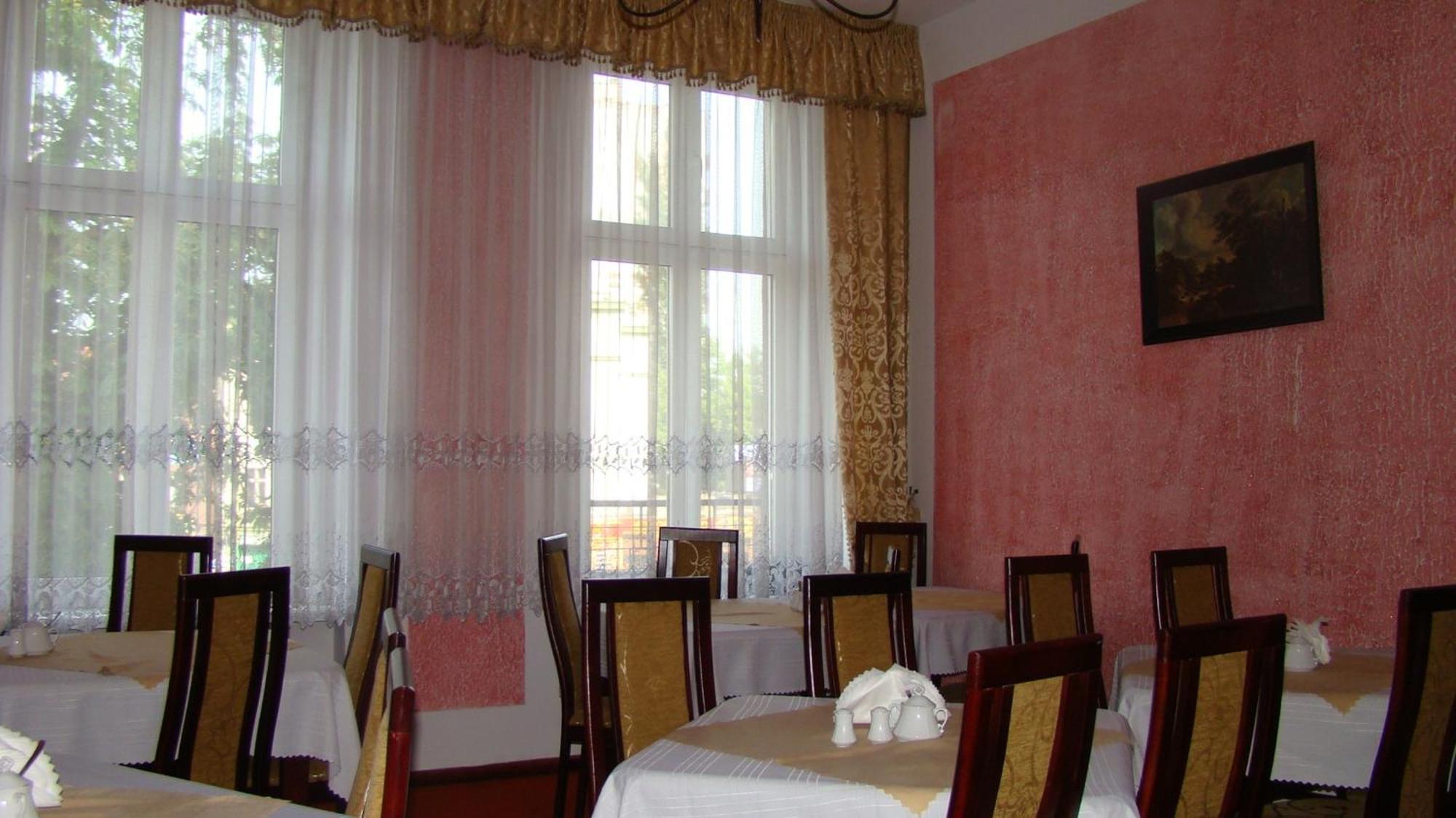 לגניצה Hotelik Parkowy מראה חיצוני תמונה